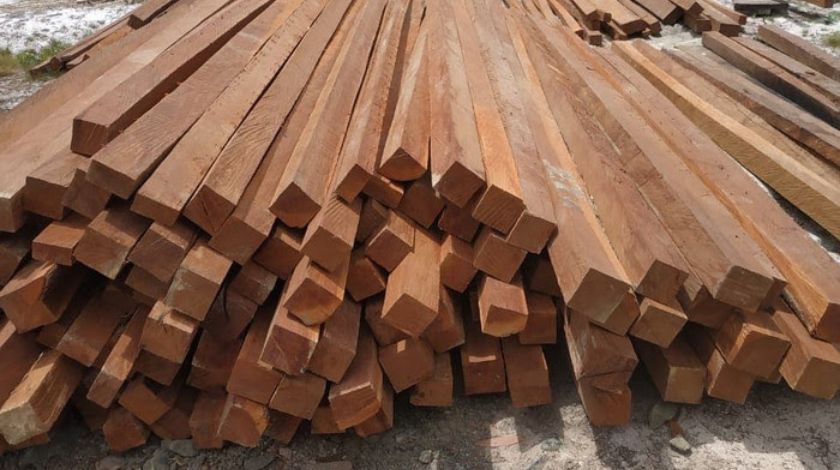 Alat Serut Kayu untuk Produksi Mebel